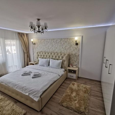 Apartament Gold Luxury Tîrgu Ocna Eksteriør bilde